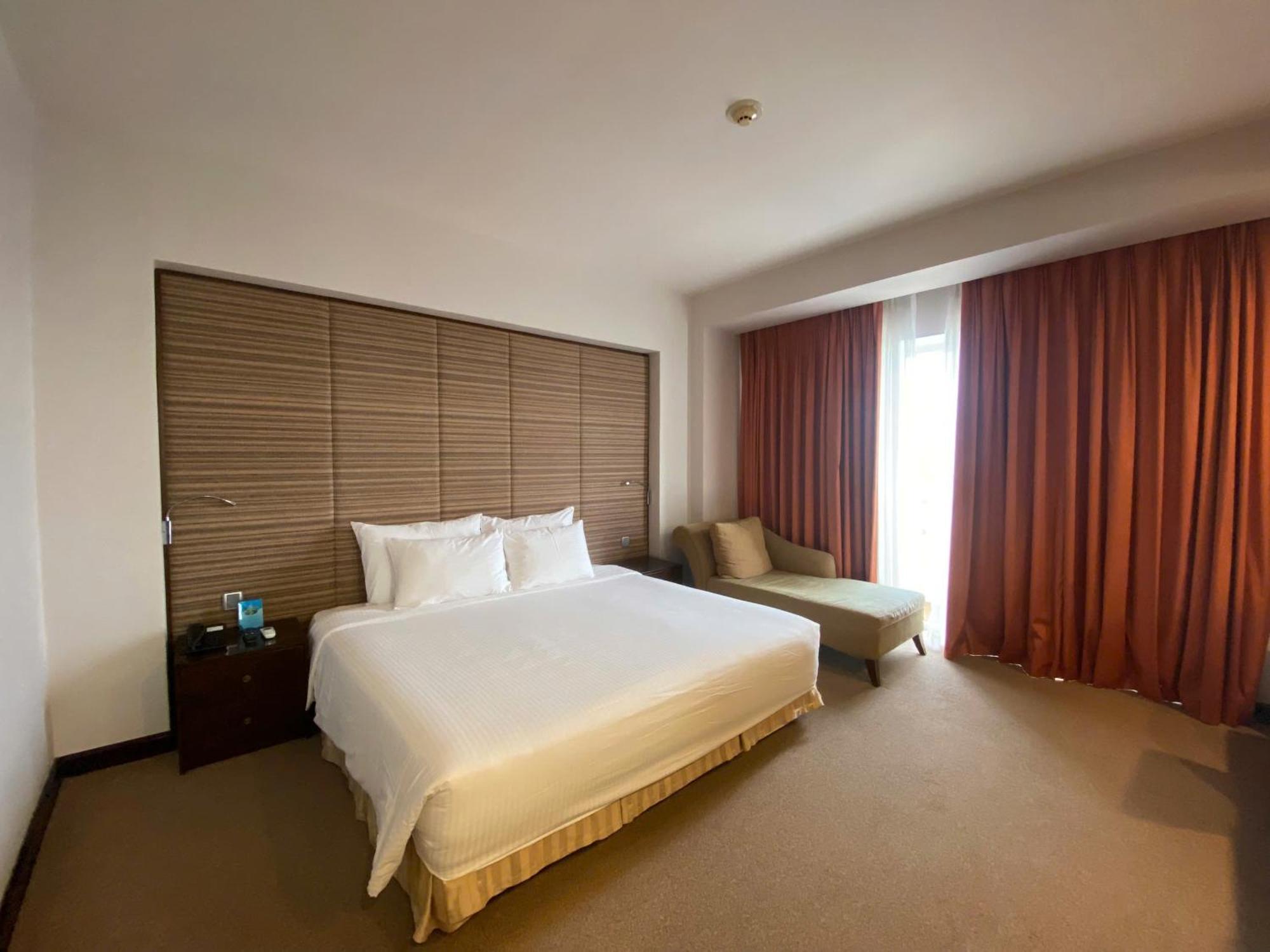 Muong Thanh Holiday Hue Hotel Rom bilde
